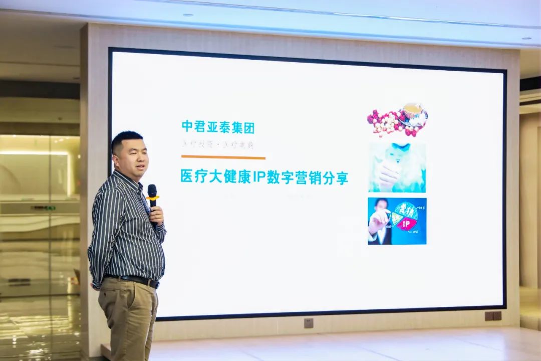 17314031136757093Y69.jpg d7b7a32c56917d1524b642642f65b2d5.jpg